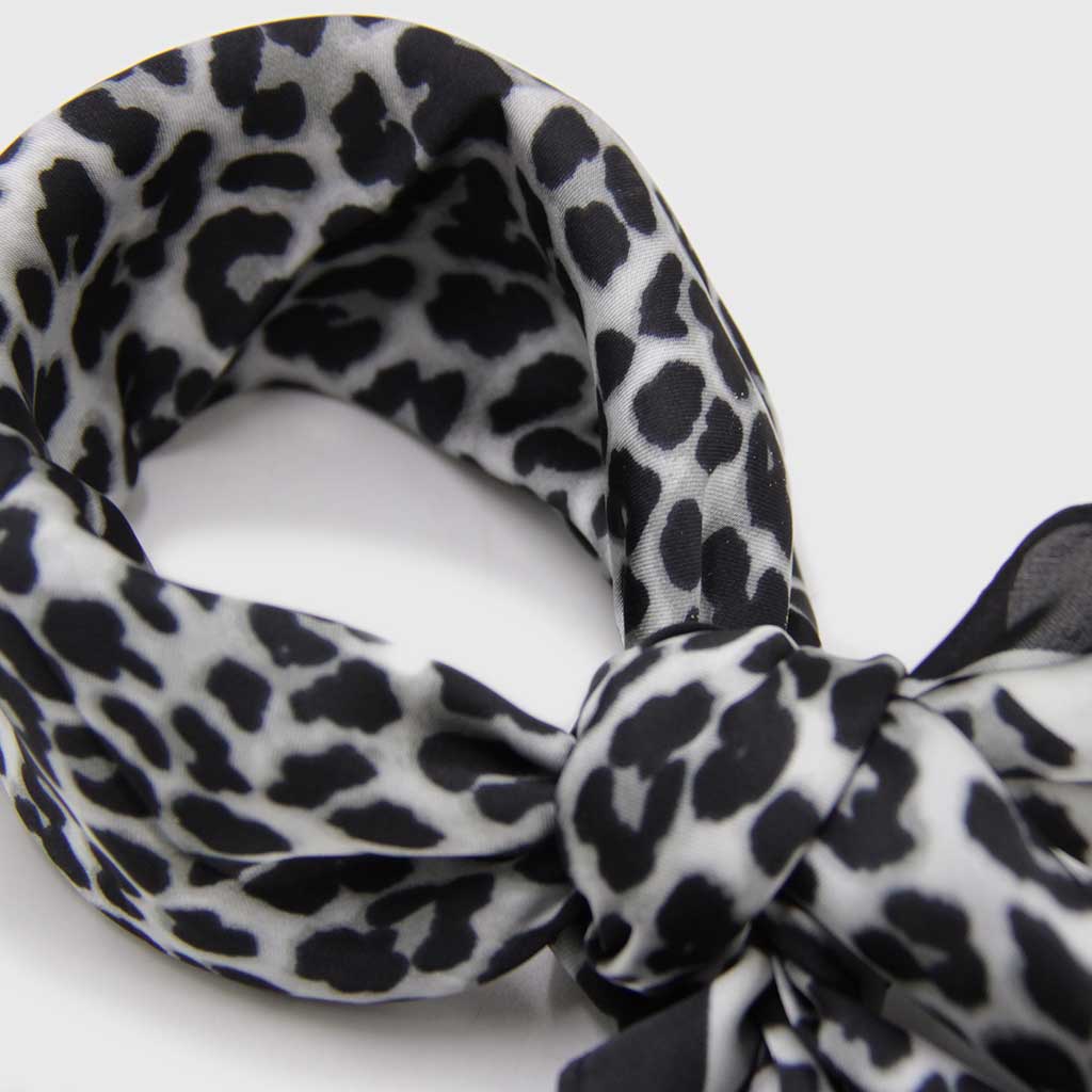 Pañuelo Print Negro y Blanco